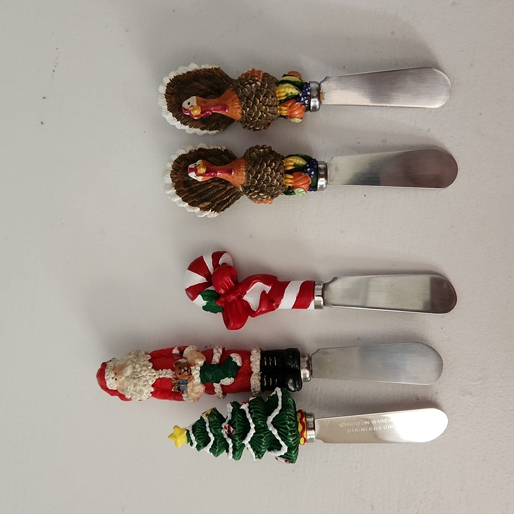 Boston Warehouse Holiday Spreaders